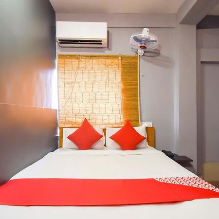 כלכותה Hotel O Binayak Inn מראה חיצוני תמונה